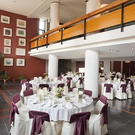 Hotel De 4*