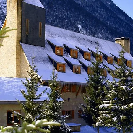 Hotel De 4*